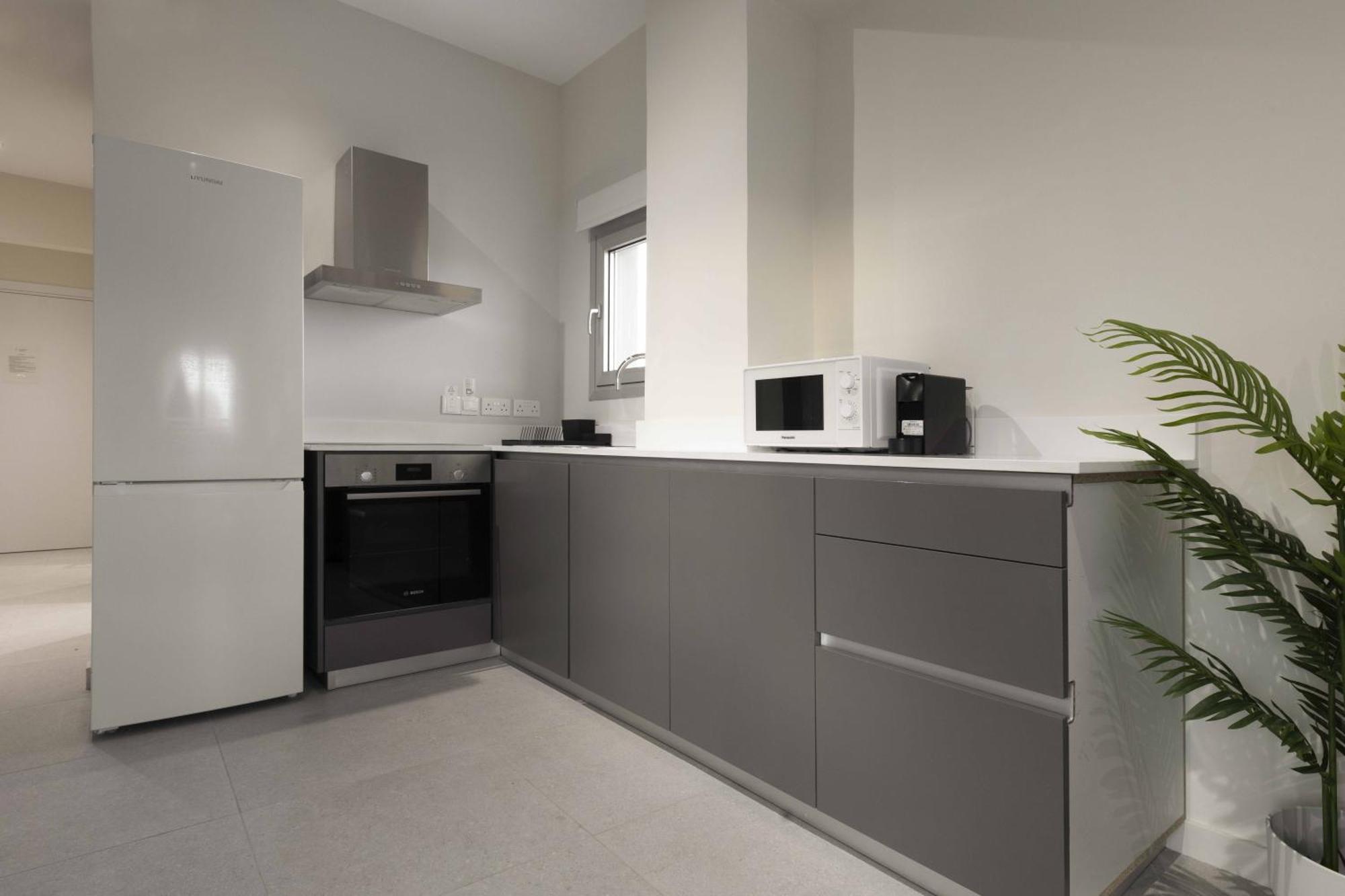 Apartment Phaedrus Living Mini Art House Kahlo Nikosia